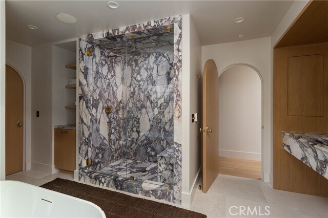 Building Photo - 2703 Via Montecito