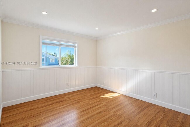 Building Photo - 5327 Sapphire Valley