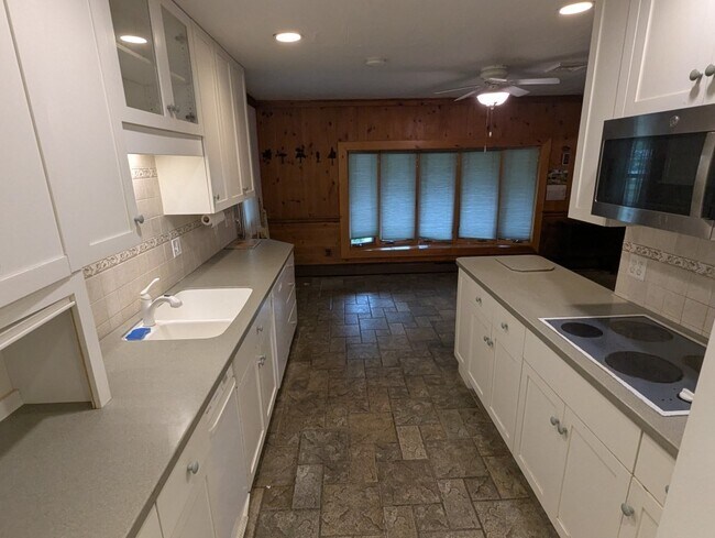 Building Photo - 29 Ridgecrest Rd