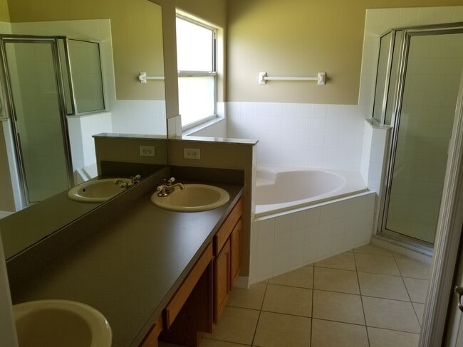 Building Photo - 3/2 Hickory Ridge Dr.~Spring Lake Pines~Take a LOOK!