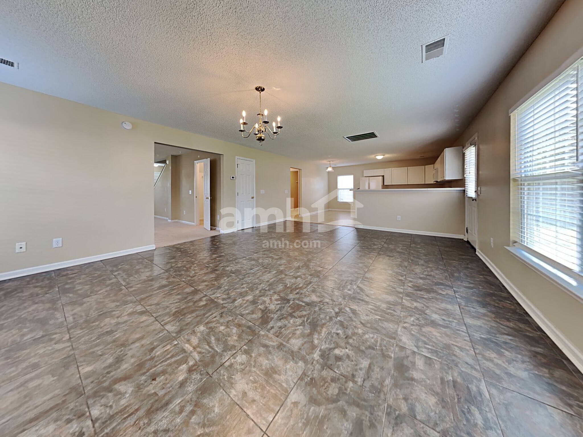 Building Photo - 132 Wildberry Ln