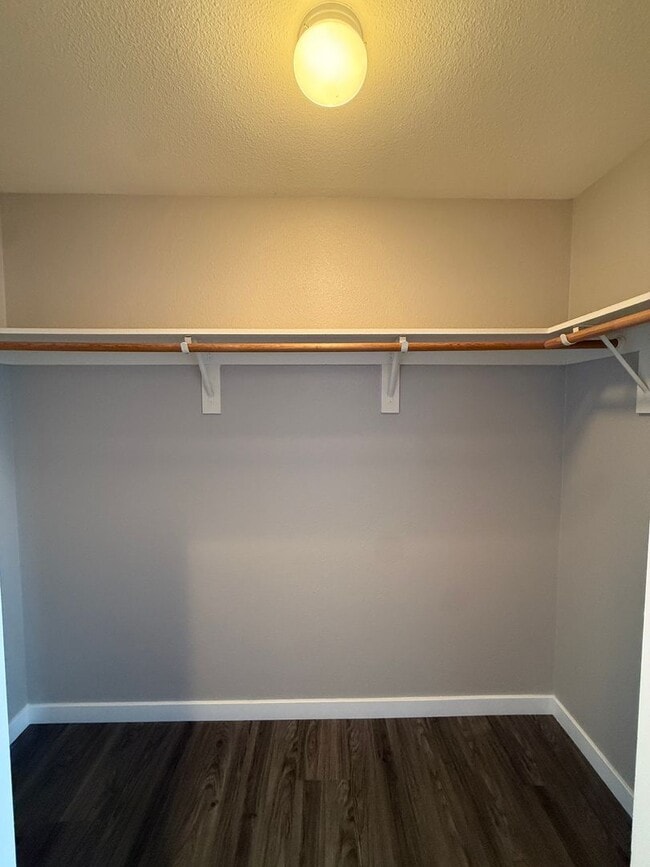 Building Photo - Beautiful River Oaks Large Two Story Home With Three Car Garage