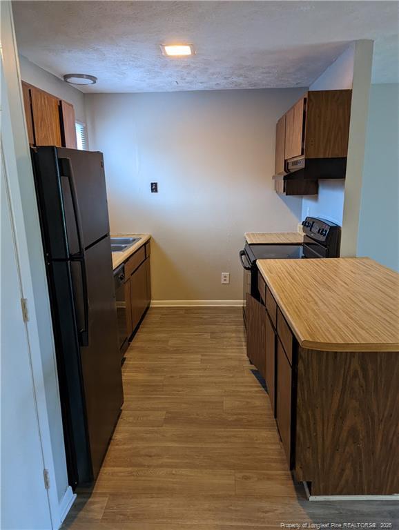 Building Photo - 823 Applewood Ln
