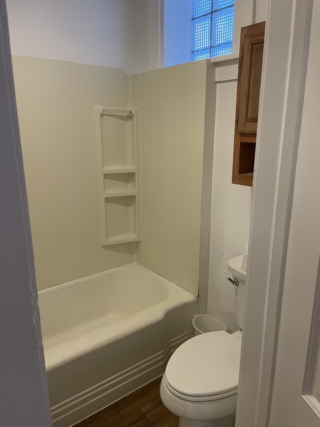 Bathroom7' x 5' - 6821 14th Ave