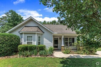 Building Photo - **Cute 3/2 Bungalow in Flaherty Farms**
