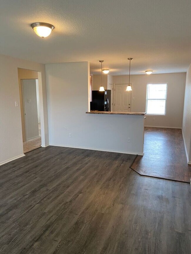 Building Photo - *$99 Move in Special* Three Bedroom | Two ...