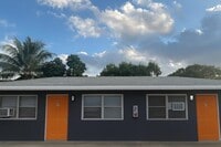 Building Photo - 2865 NW 22nd Ave
