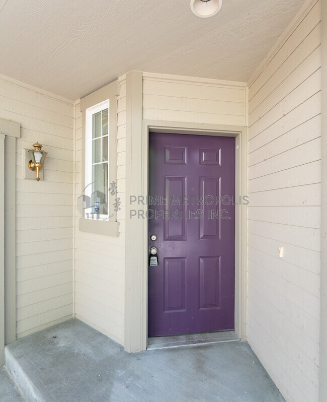 Building Photo - 9808 NE 130th Pl