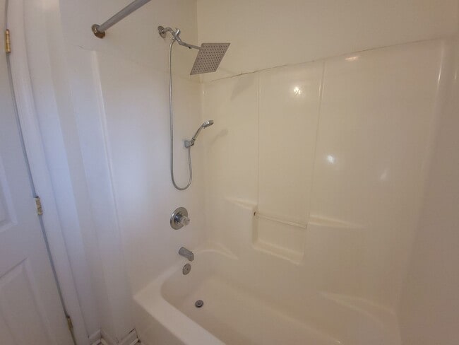 Building Photo - Beautiful 4-Bedroom Single Family Home on Corner Lot in the Peaceful Meritage Community