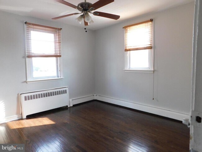 Building Photo - 4243 Princeton Ave