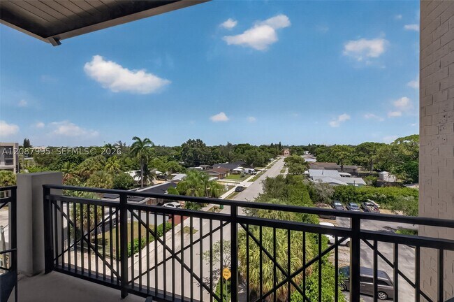 Building Photo - 4100 SW 64th Ave