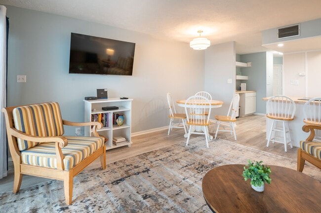 Building Photo - OCEANFRONT OFF-SEASON ONE BEDROOM RENTAL