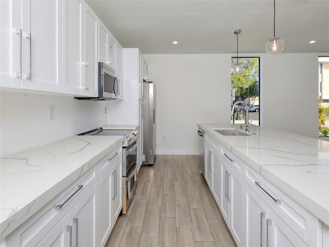 Building Photo - 102-116 NW 41st St