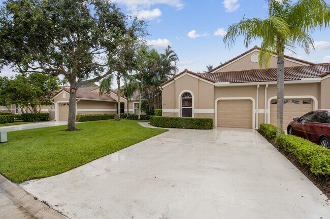Building Photo - 202 Sabal Palm Ln