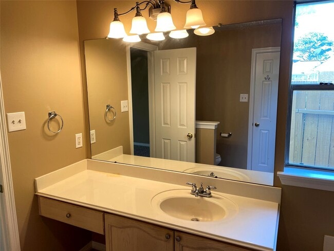 Building Photo - 6414 Founding Dr