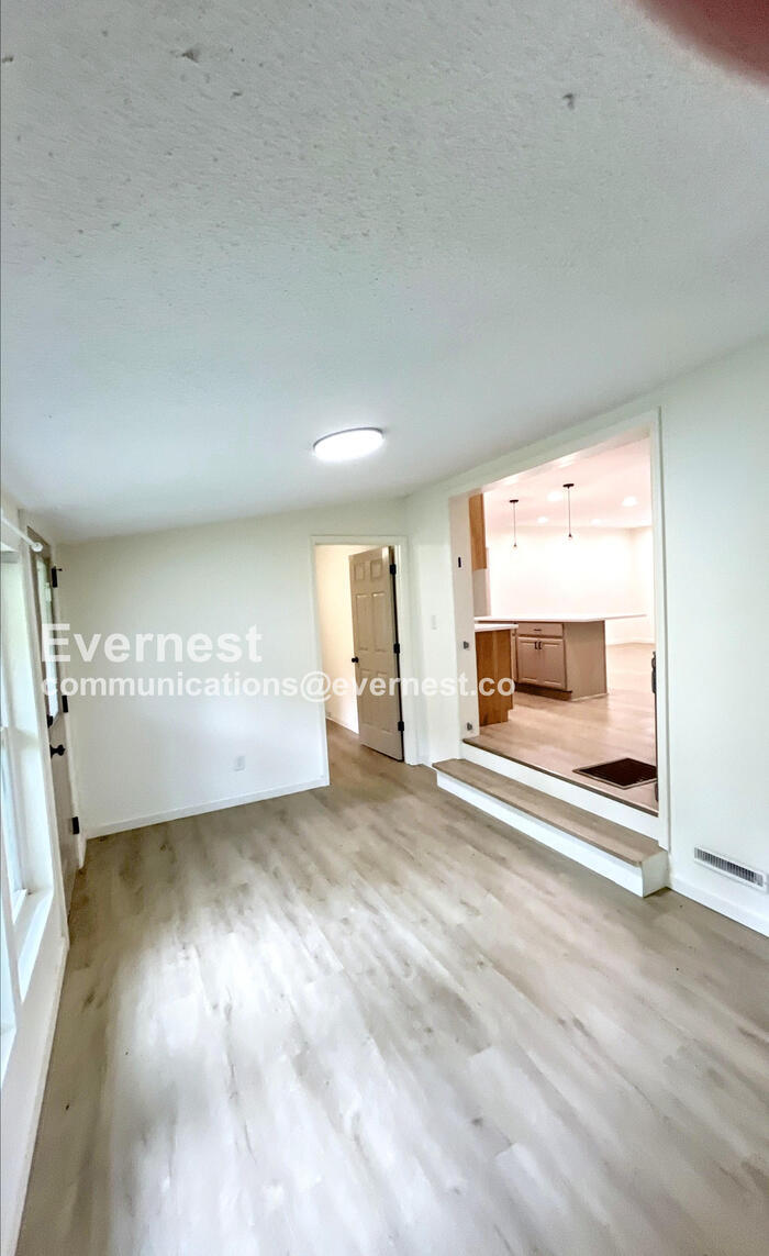 Building Photo - 11800 Dolly Pond Rd