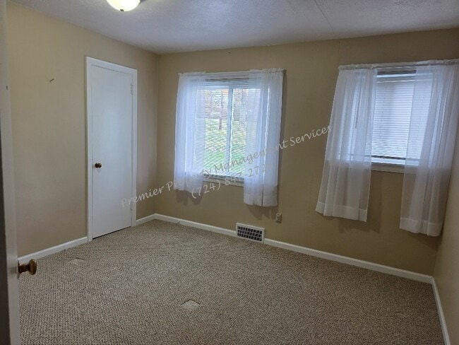 Building Photo - 2361 Darlington Rd