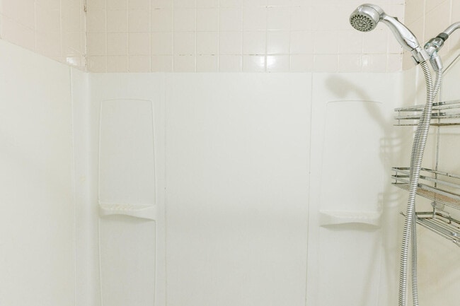 Building Photo - 7405 Avenue X