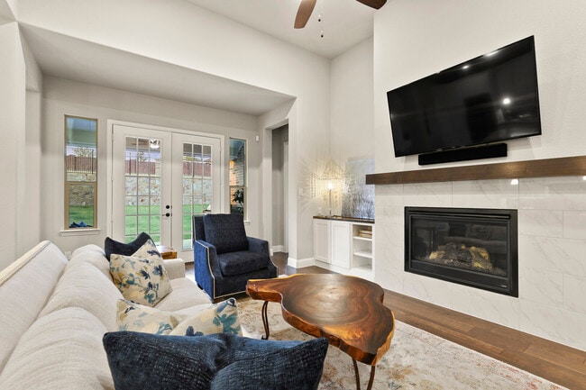 Building Photo - 11482 Misty Ridge Dr