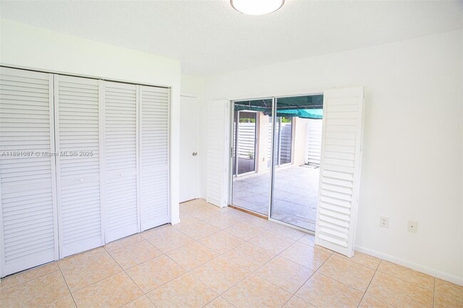 Building Photo - 14378 SW 96th Terrace
