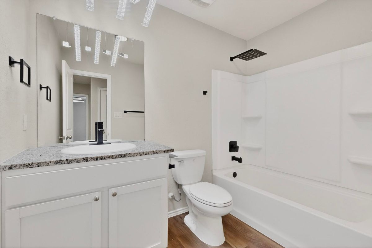 Building Photo - 4140 Waterfall Cv