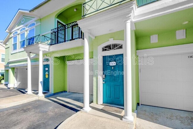 Building Photo - 2252 Beach Dr