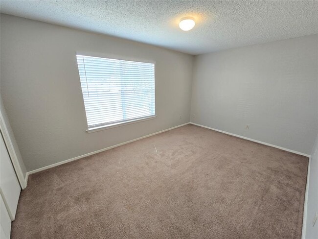 Building Photo - 11302 Bristle Oak Trail