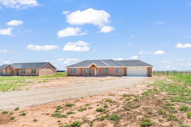 Building Photo - New Construction Home In Idalou ISD!