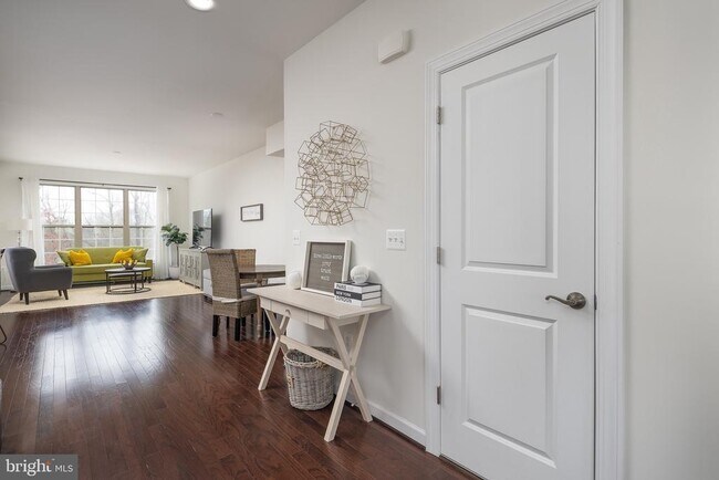 Building Photo - 7933 Turtle Crk Cir