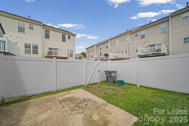 Building Photo - 12439 Blossoming Ct