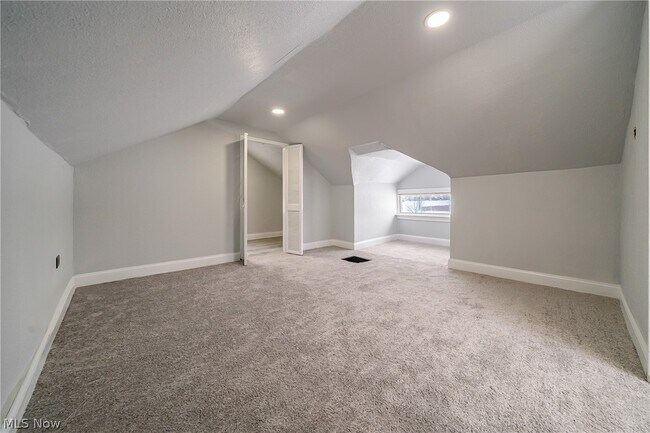 Building Photo - 17005 Mapleboro Ave