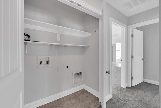 Building Photo - Beautiful home in a great neighborhood!