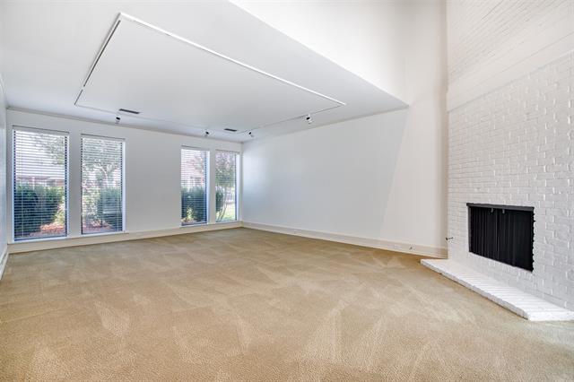 Building Photo - 16339 Lauder Ln