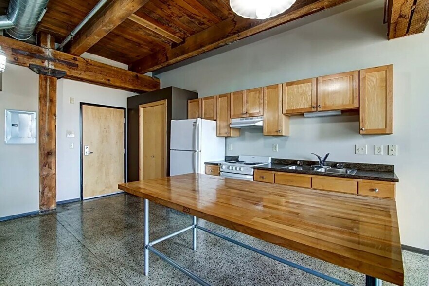 Interior Photo - Historic Downtown Location in Fargo, ND