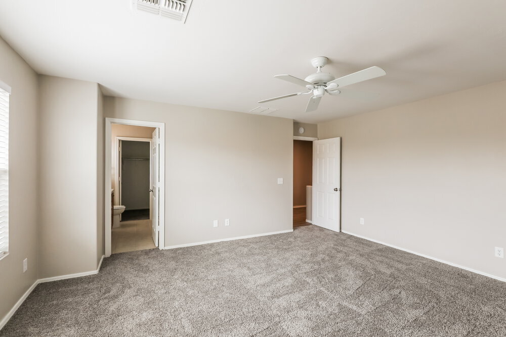 Building Photo - 6907 S Goshawk Dr