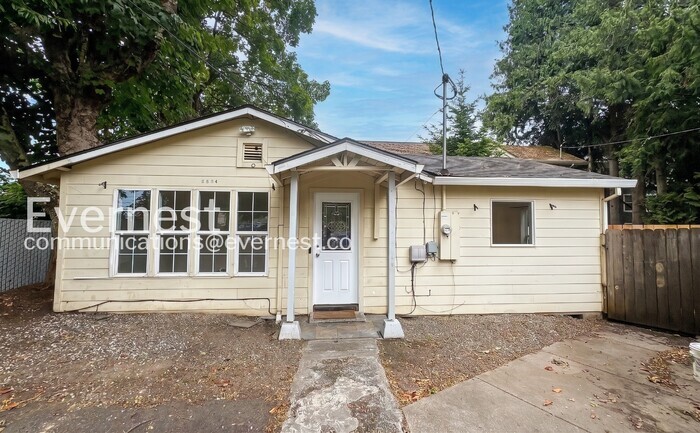 Building Photo - 2534 SE 92nd Ave