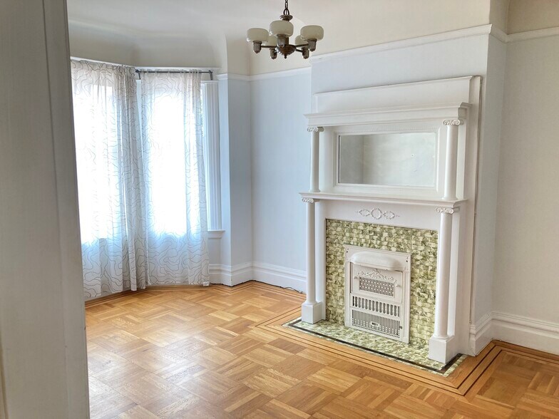 Building Photo - 924 Potrero Ave