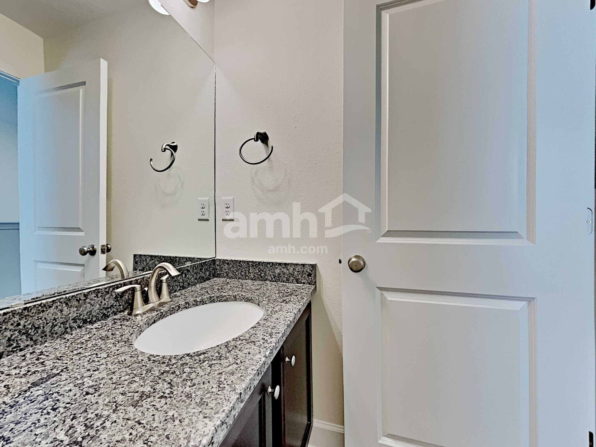 Building Photo - 2942 Calebs Cove Way