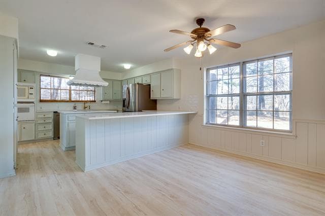 Building Photo - 890 Copper Canyon Rd