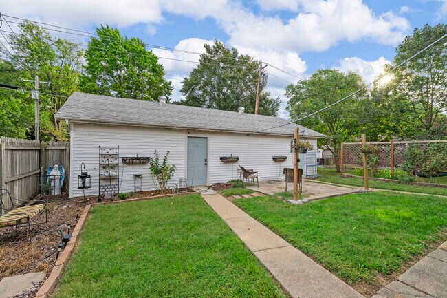 Building Photo - 4149 Haven St