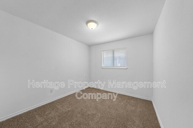 Building Photo - 4942 Driskill St