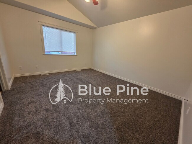 Building Photo - 3606 Goldstone Dr