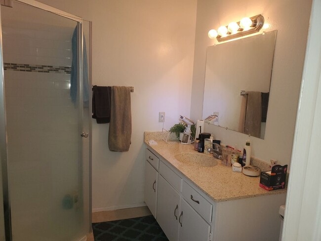 Building Photo - Single-story home with a private pool in the SDSU.