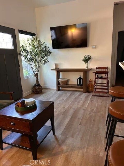 Building Photo - 311 W Green St