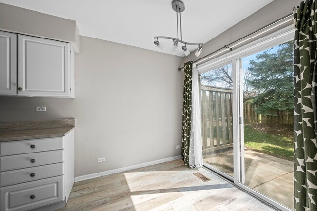 Building Photo - 1165 Windham Ln