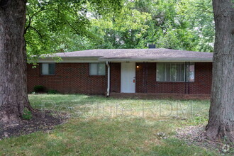 Building Photo - 1919 N Audubon Rd