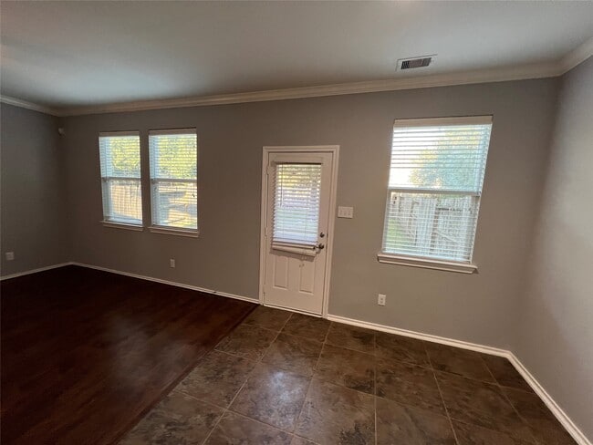 Building Photo - 6419 Densberry Ln