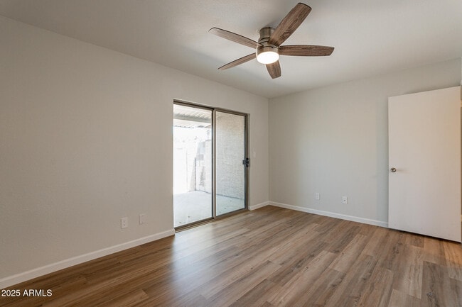 Building Photo - 6206 E Glencove St