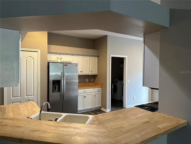 Building Photo - 6111 Gannetside Pl
