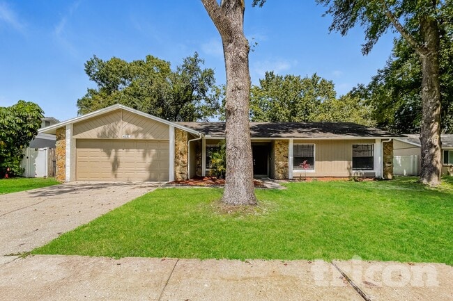 Building Photo - 4111 Sand Lake Ct